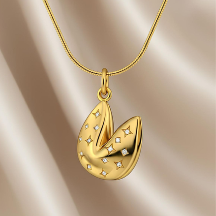 Fortune’s Kiss Pendant Necklace
